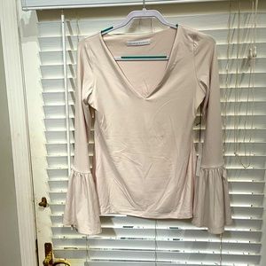 Beautiful Flare sleeve top